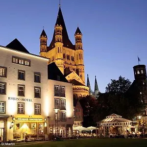 Otel Rhein St. Martin